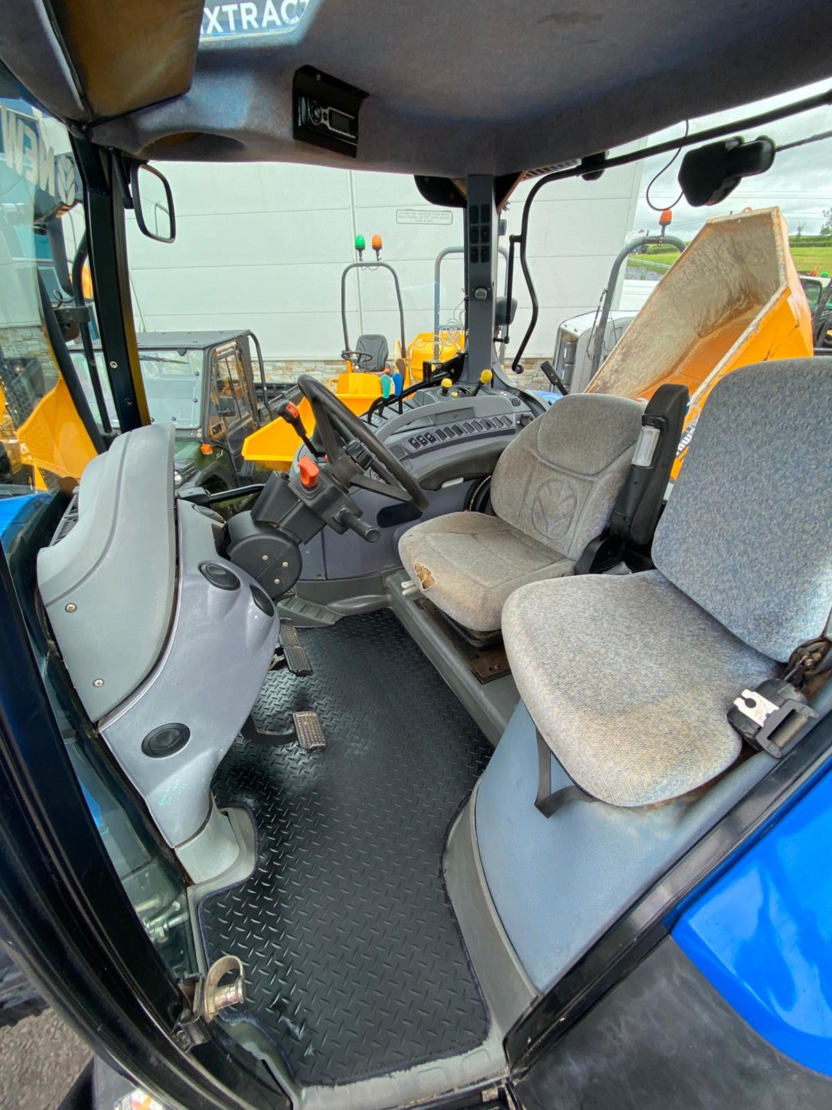 New Holland (6)