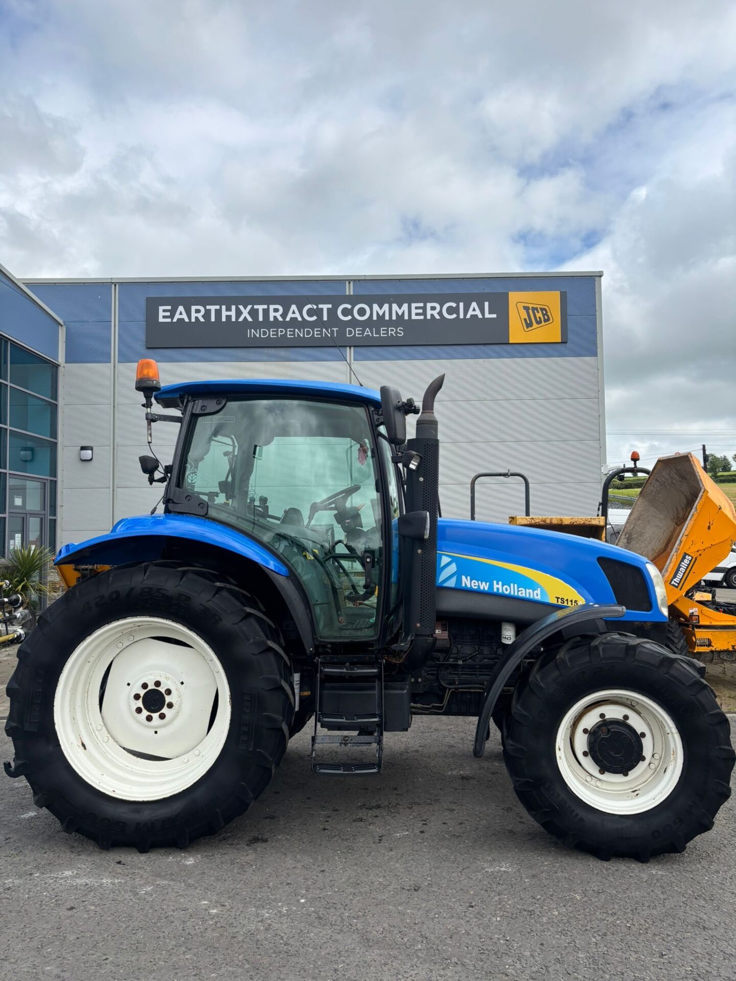 new holland 4