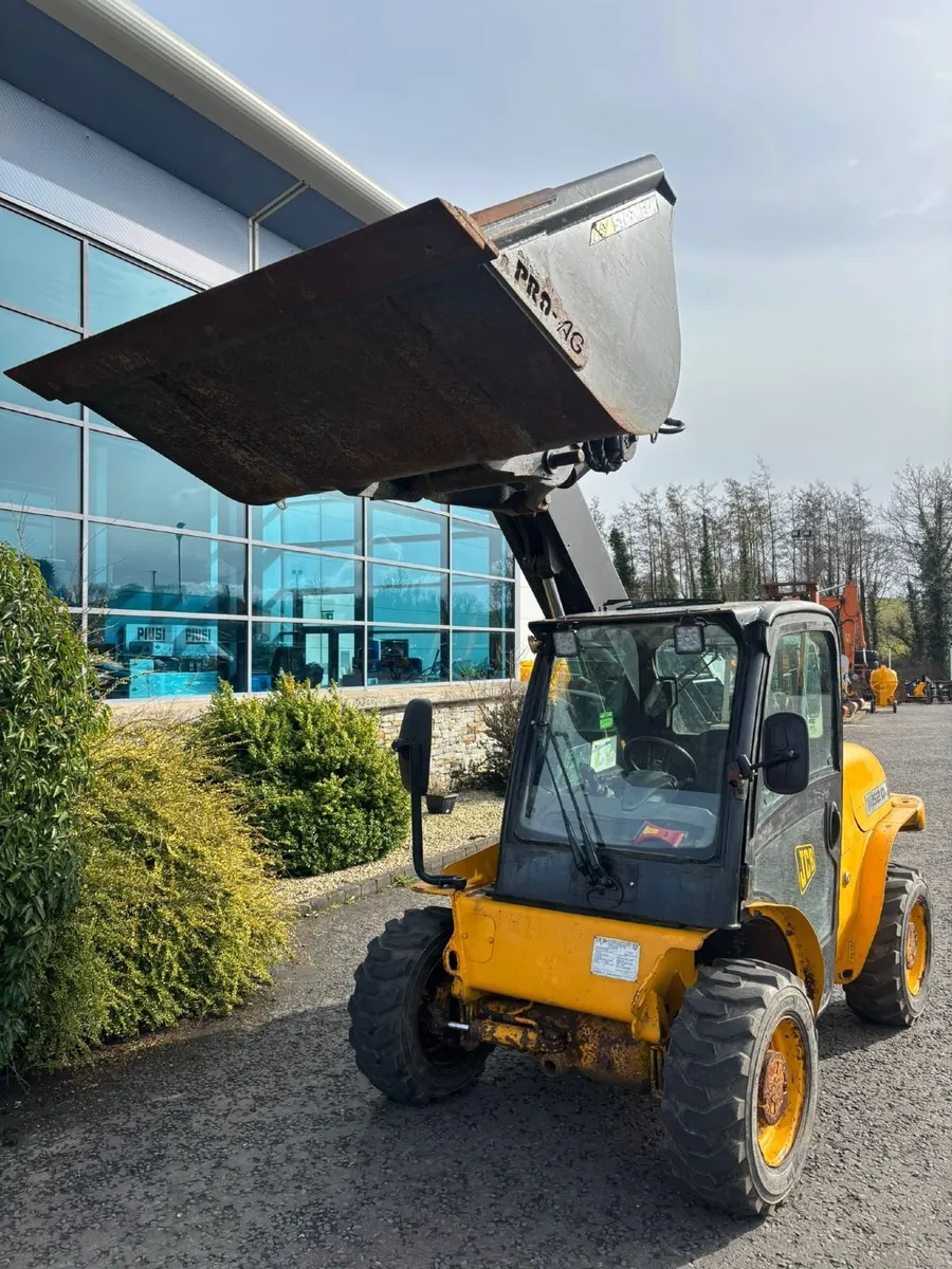 JCB 520 40 9