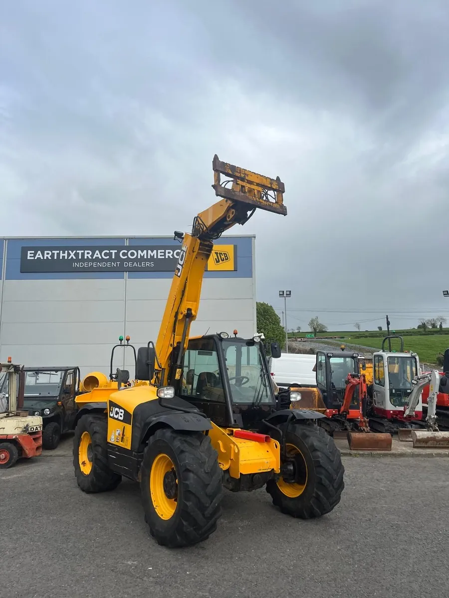 JCB 526-56 2