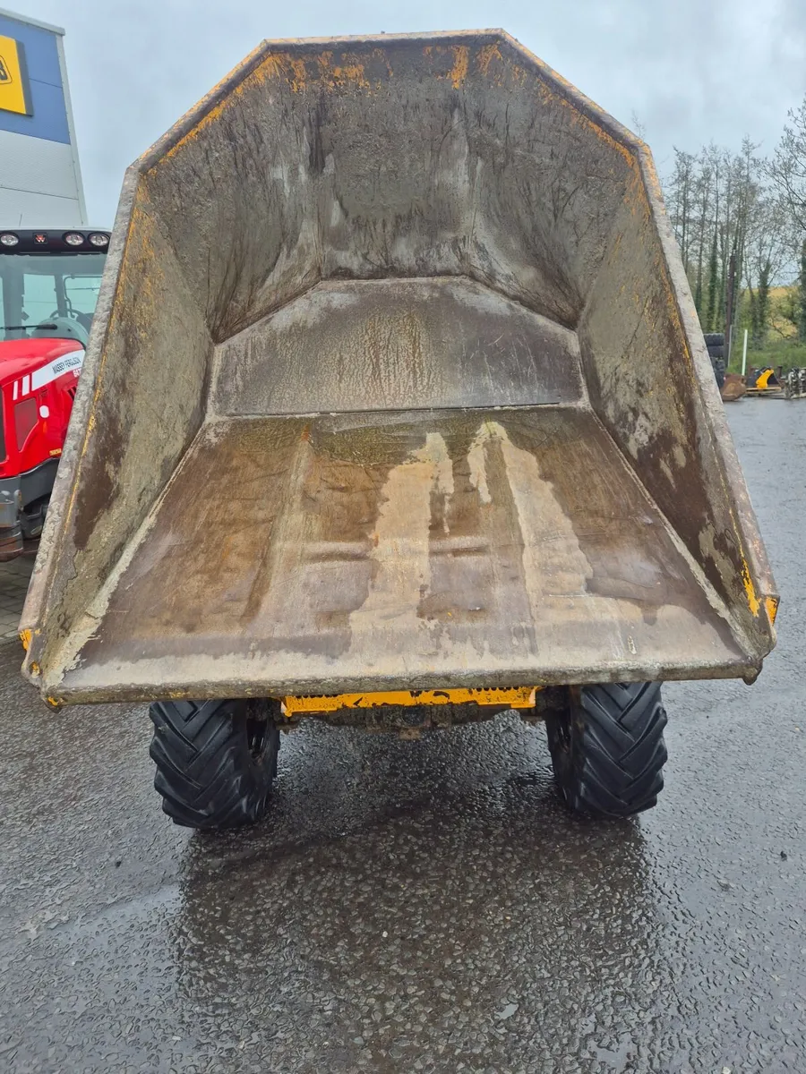 Thwaites 3ton Swivel 2016 (6)